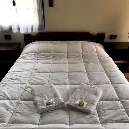Pousada Recanto Do Papagaio Ubatuba Ngoại thất bức ảnh